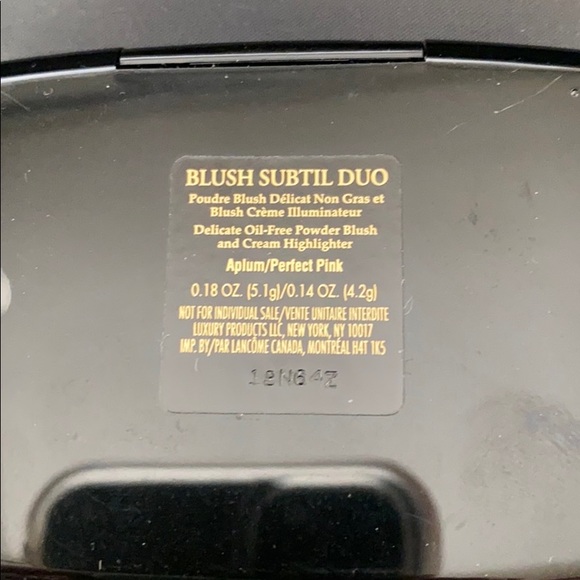 Lancôme Beauty Bundle with Parisian Makeup bag - Picture 6 of 13